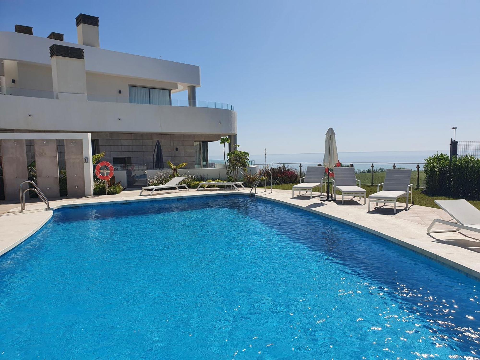 Apartment Luxury Beachfront With Pool, Sauna, Fitness And Gym In Province Malaga, Andalusia Mijas