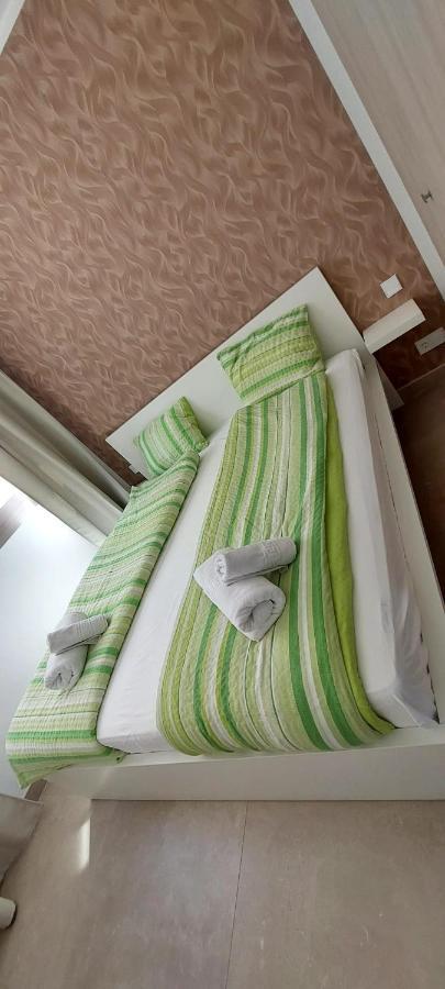 Apartamento Luxury Beachfront With Pool, Sauna, Fitness And Gym In Province Malaga, Andalusia *